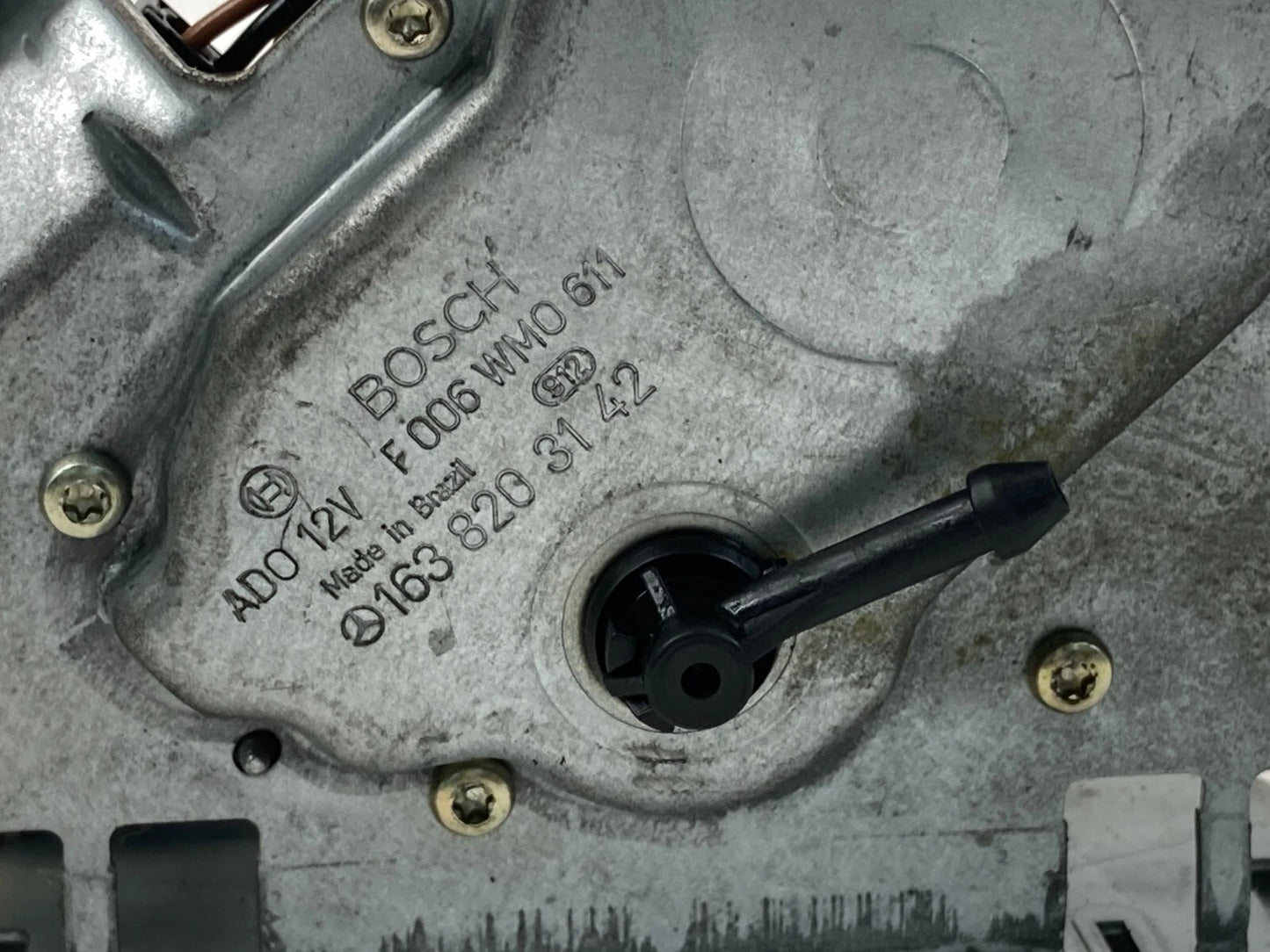 1998-2003 MERCEDES ML320 ML430 REAR BACK GLASS WIPER MOTOR 1638203142 OEM