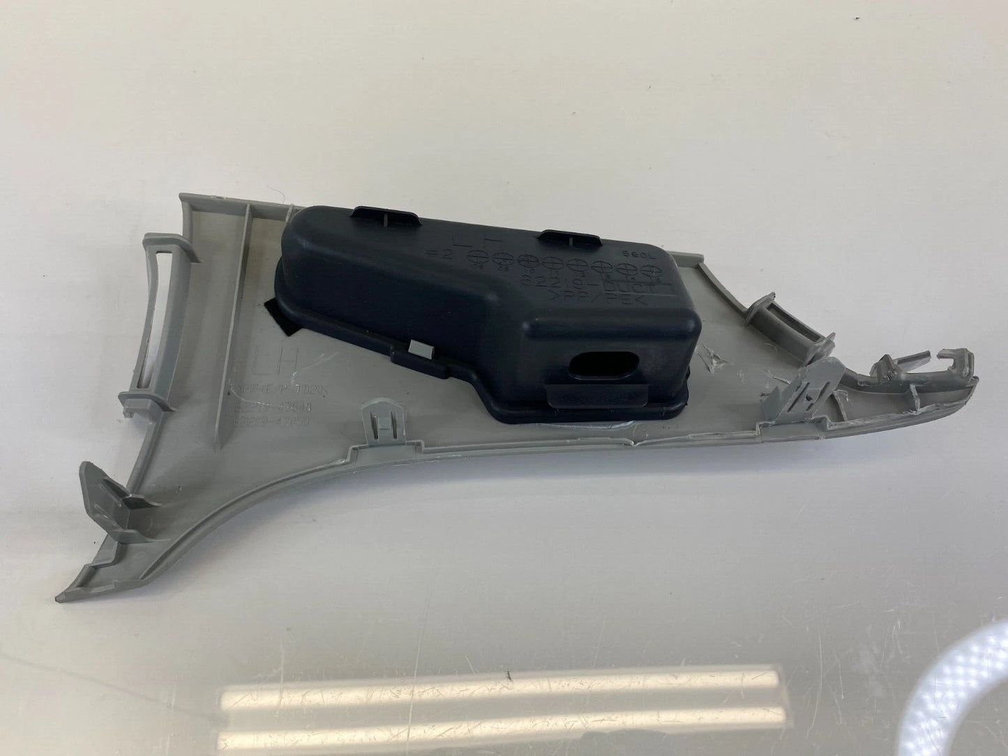 10-15 TOYOTA PRIUS FRONT LEFT DRIVER SIDE VENT COVER PANEL TRIM 62219-47040 OEM