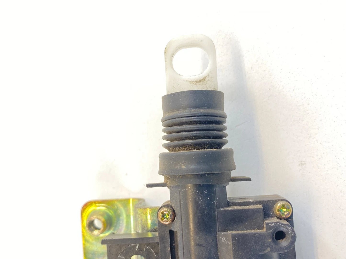 2001-2003 CHRYSLER PT CRUISER REAR LEFT DOOR LOCK MOTOR ACTUATOR 05067139AB OEM