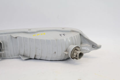 2016-2018 HONDA PILOT PASSENGER RIGHT BUMPER TURN SIGNAL PARKING LIGHT OEM