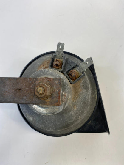 2008 2009 CHRYSLER TOW & COUNTRY LOW TONE NOTE HORN ALARM SIREN 55306-AM80S OEM