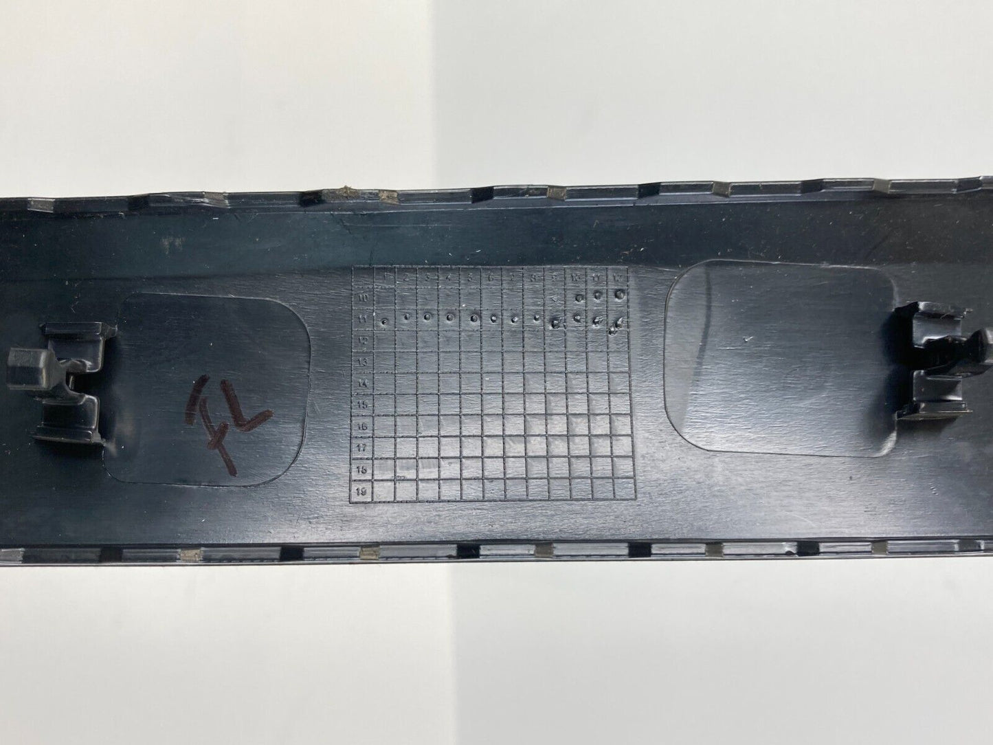 12-15 Volkswagen Passat Front Left Driver Door Panel Molding Bezel 561867409B