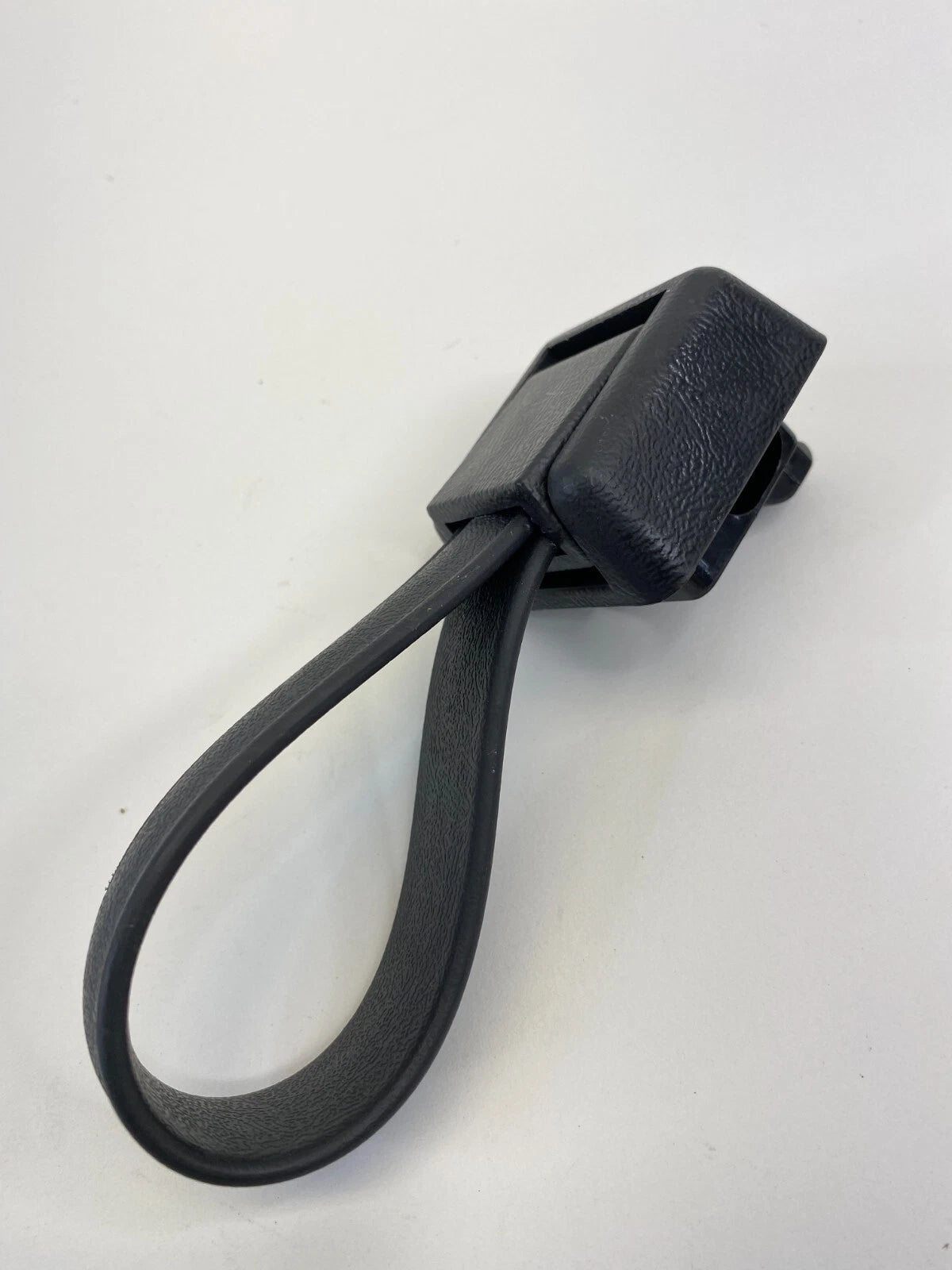 2010-2012 FORD FUSION REAR TRUNK TAILGATE INTERIOR PULL STRAP HANDLE 54434A14-A