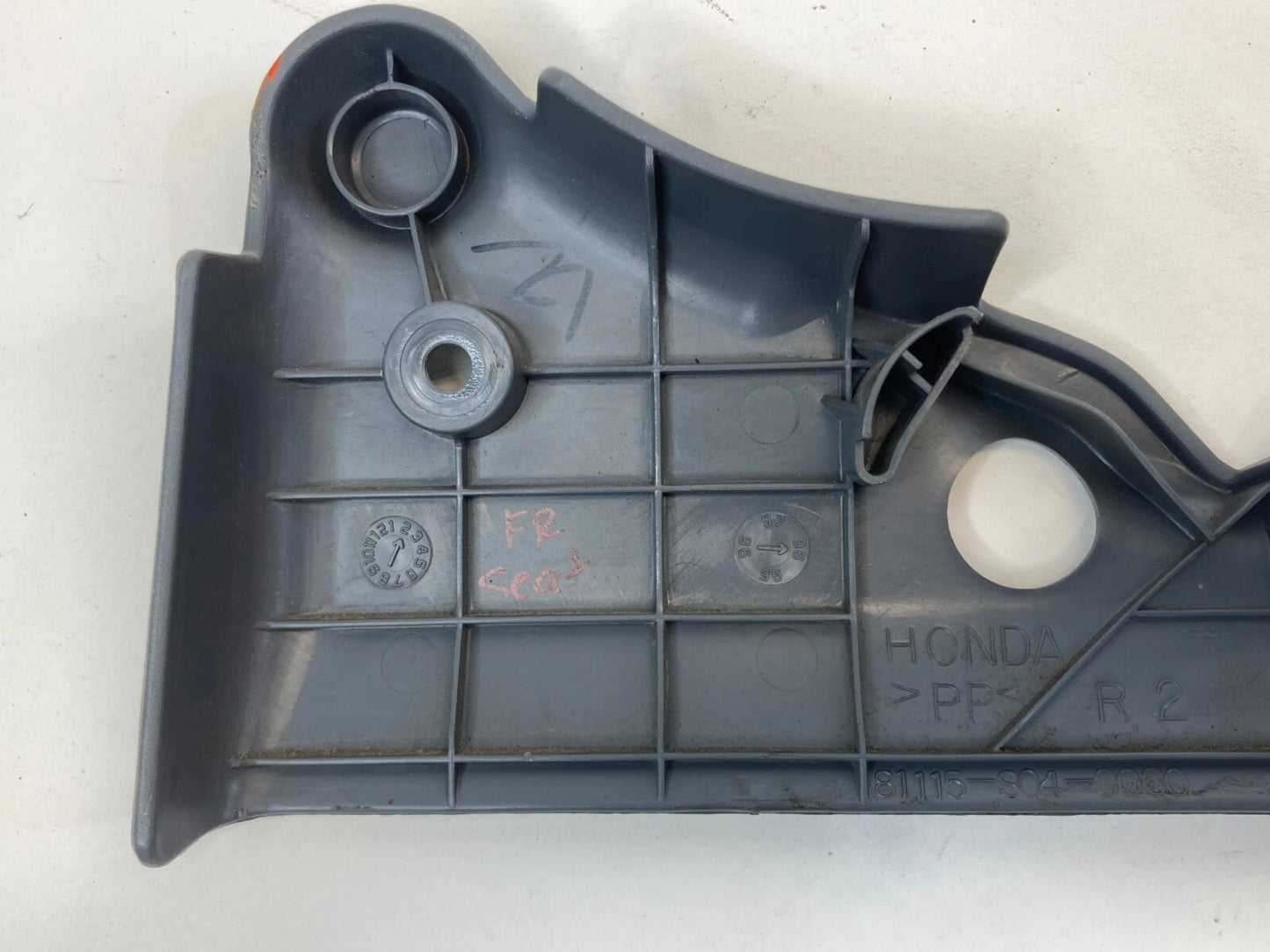 98-02 HONDA ACCORD SEDAN FRONT RIGHT SEAT PANEL INNER COVER TRIM 81115-S04-0000