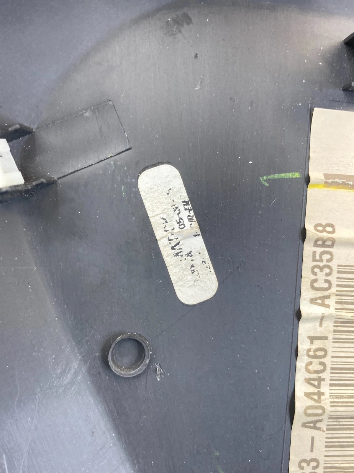 11-19 FORD FIESTA FRONT LEFT SIDE CAP END PANEL COVER BEZEL AE83-A044C61-A OEM