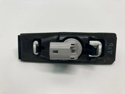 02 03 LEXUS ES300 ES330 04-06 REAR TRUNK LICENSE PLATE LIGHT LAMP TRIM PANEL OEM
