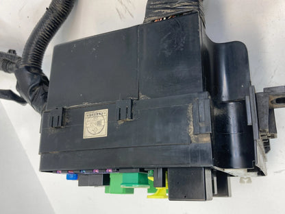 2008-2013 MITSUBISHI OUTLANDER 2.4L L4 16V ENGINE COMPARTMENT FUSE JUNCTION BOX