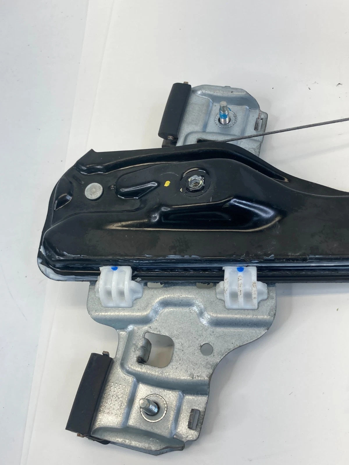 2015-2020 Chevrolet Trax Window Front Left Window Motor w/ Regulator 98920-SUV20