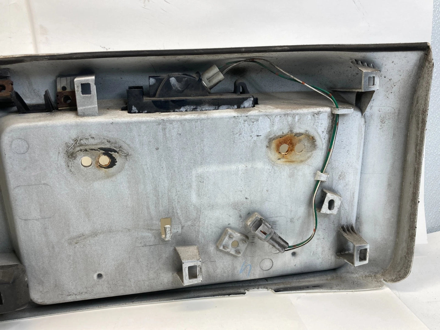 2008-2012 TOYOTA RAV4 REAR TRUNK LIFTGATE CARGO DOOR LICENSE PLATE MOLDING TRIM