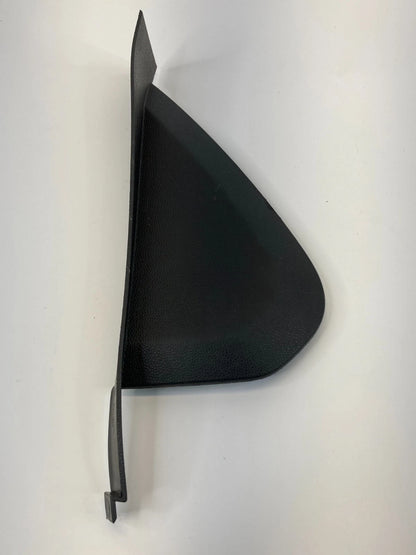 2011-2019 FORD FIESTA FRONT RIGHT SIDE END CAP PANEL COVER BEZEL AE83-A044C60-A