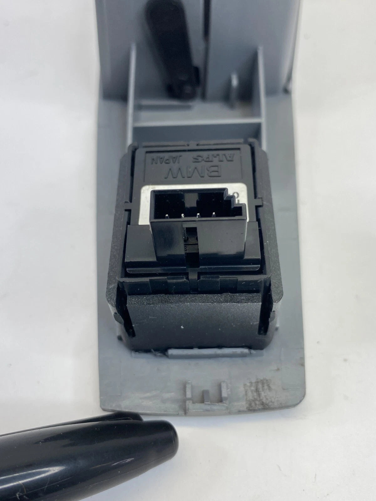 02-05 BMW 745I 745LI 03-08 760LI REAR LEFT WINDOW SWITCH TRIM ASHTRAY FINISHER