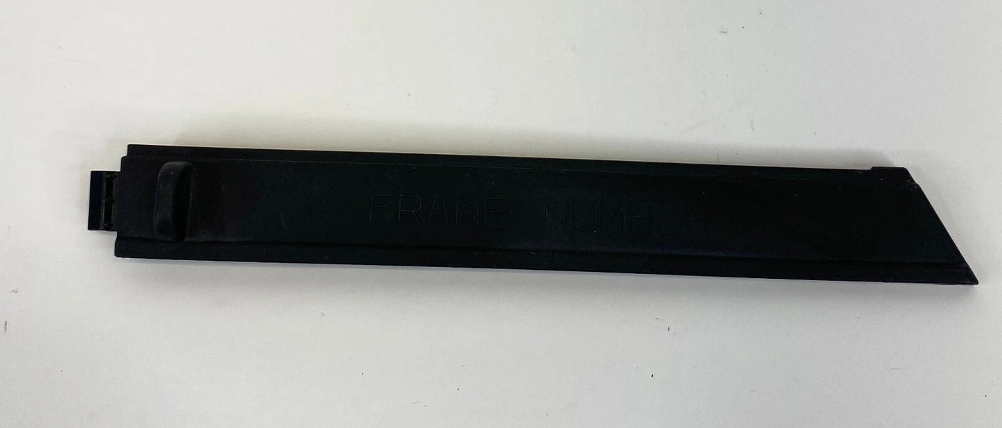 2006-20141 HONDA CIVIC LID FRAME NUMBER COVER TRIM BEZEL ASSY 74205SNAA002 OEM