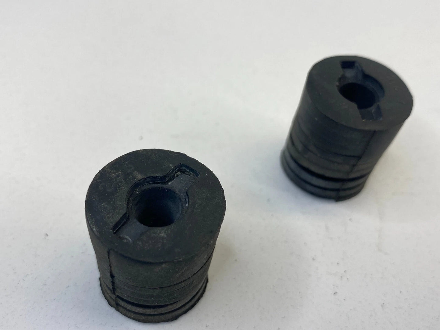 1992-2001 TOYOTA CAMRY FRONT HOOD RUBBER BUMPER STOPPER CUSHION ADJUSTER OEM