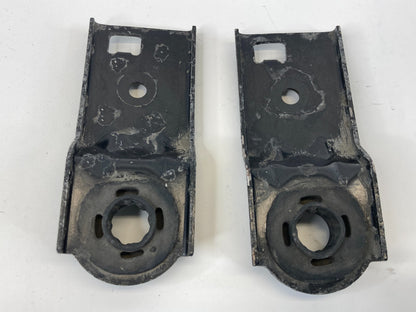 1998-2002 Lincoln Town Car Mount Radiator Upper Bracket Mount Pair Set