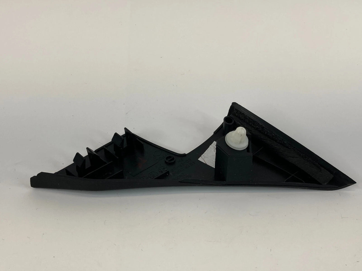 2005 2006 NISSAN ALTIMA SEDAN FRONT RIGHT INNER CORNER MIRROR COVER 80292-ZB000