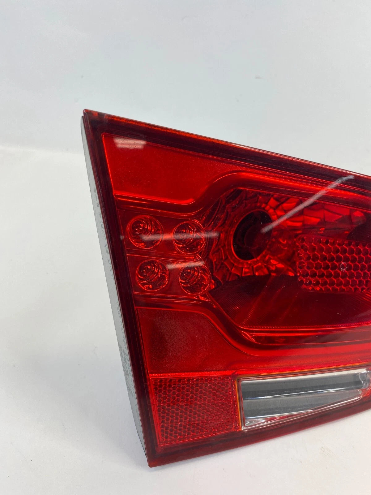 2010-2013 KIA FORTE REAR LEFT INNER TAIL LIGHT TRUNK MOUNTED 92403-1M0 OEM