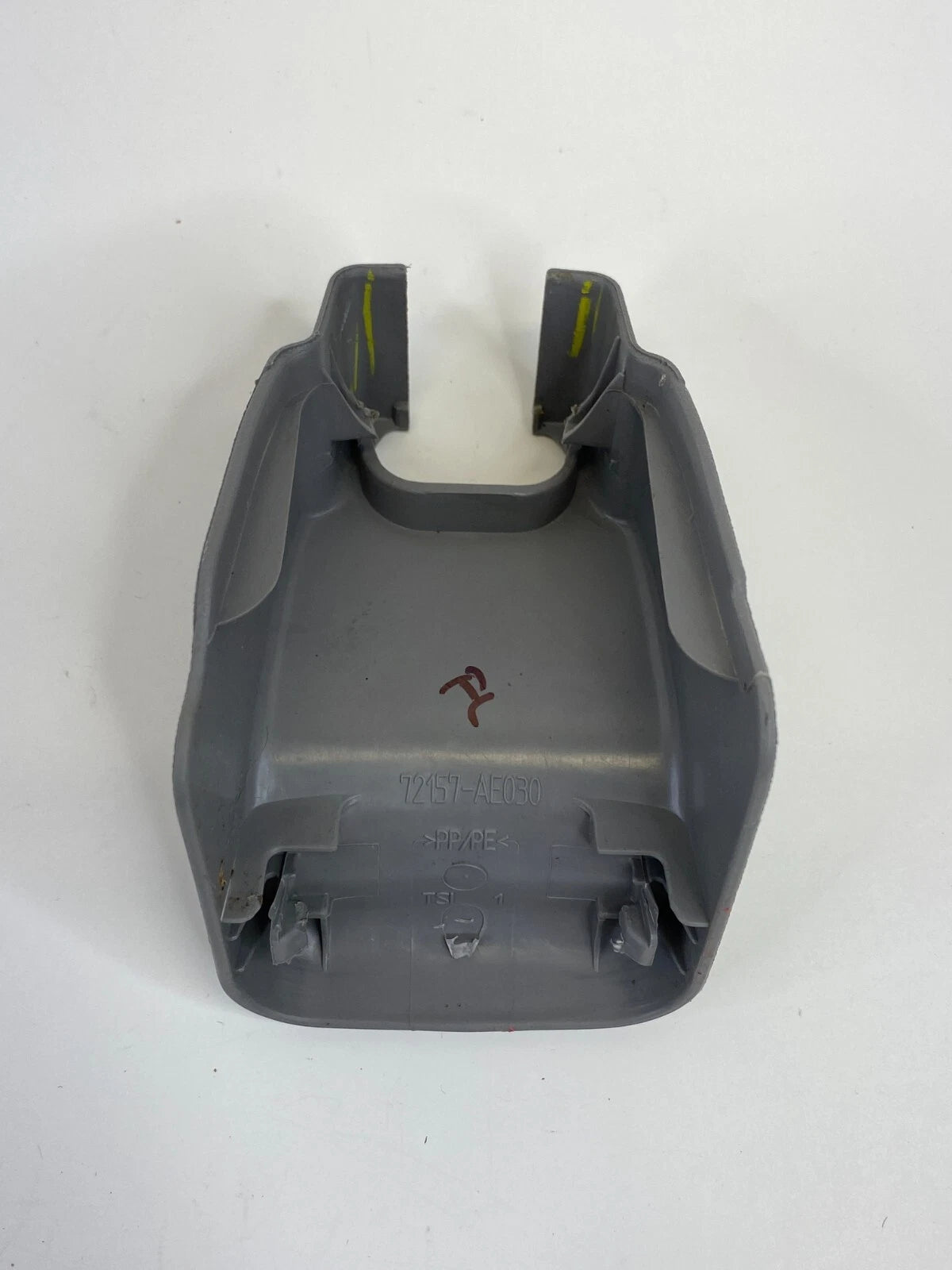 2005-2010 TOYOTA SIENNA FRONT SEAT TRACK END COVER 72157-AE030 OEM