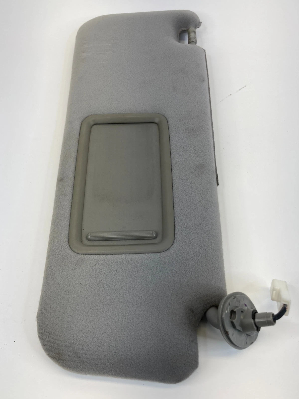 2004-2009 TOYOTA PRIUS RIGHT PASSENGER SUNVISOR SUN VISOR SHADE RH OEM