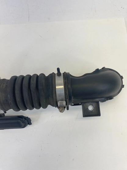 14-19 Nissan Versa Note 1.6L Engine Air Cleaner Duct Pipe W/ Resonator 72141226