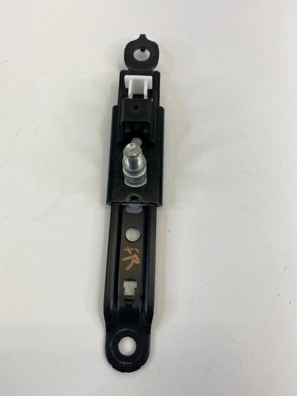 2006-2011 TOYOTA RAV4 FRONT RIGHT SIDE SEAT BELT HEIGHT ADJUSTER E563003 OEM