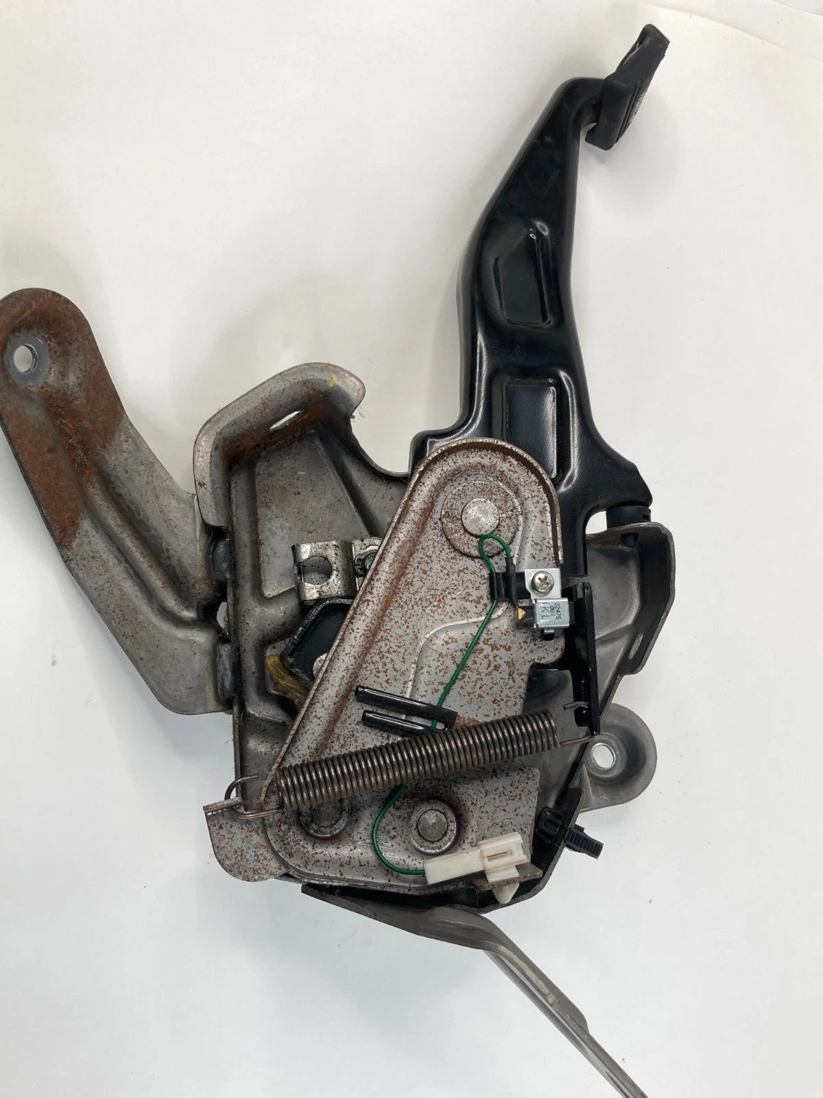 2013-2018 HYUNDAI SANTA FE 3.3L PARKING EMERGENCY BRAKE PEDAL ASSEMBLY OEM