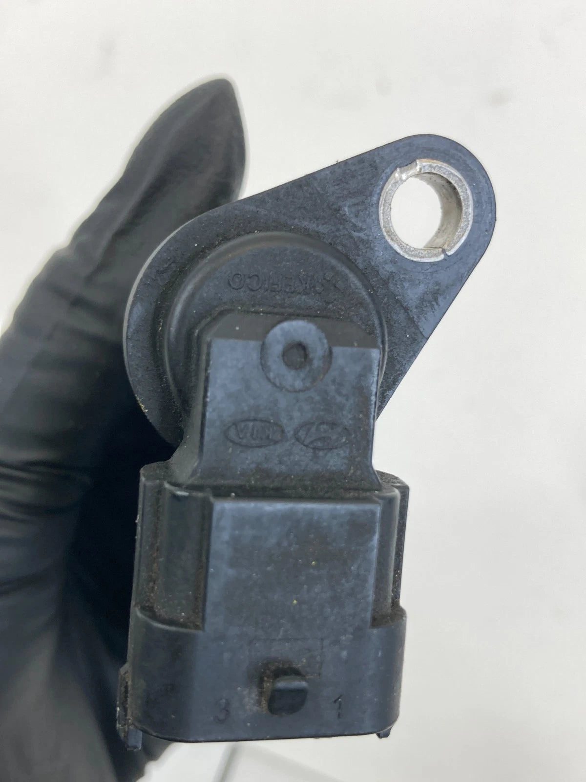 2012-2019 Kia Rio 1.6L L4 Engine Camshaft Position Sensor CPS 39350-2B030 OEM