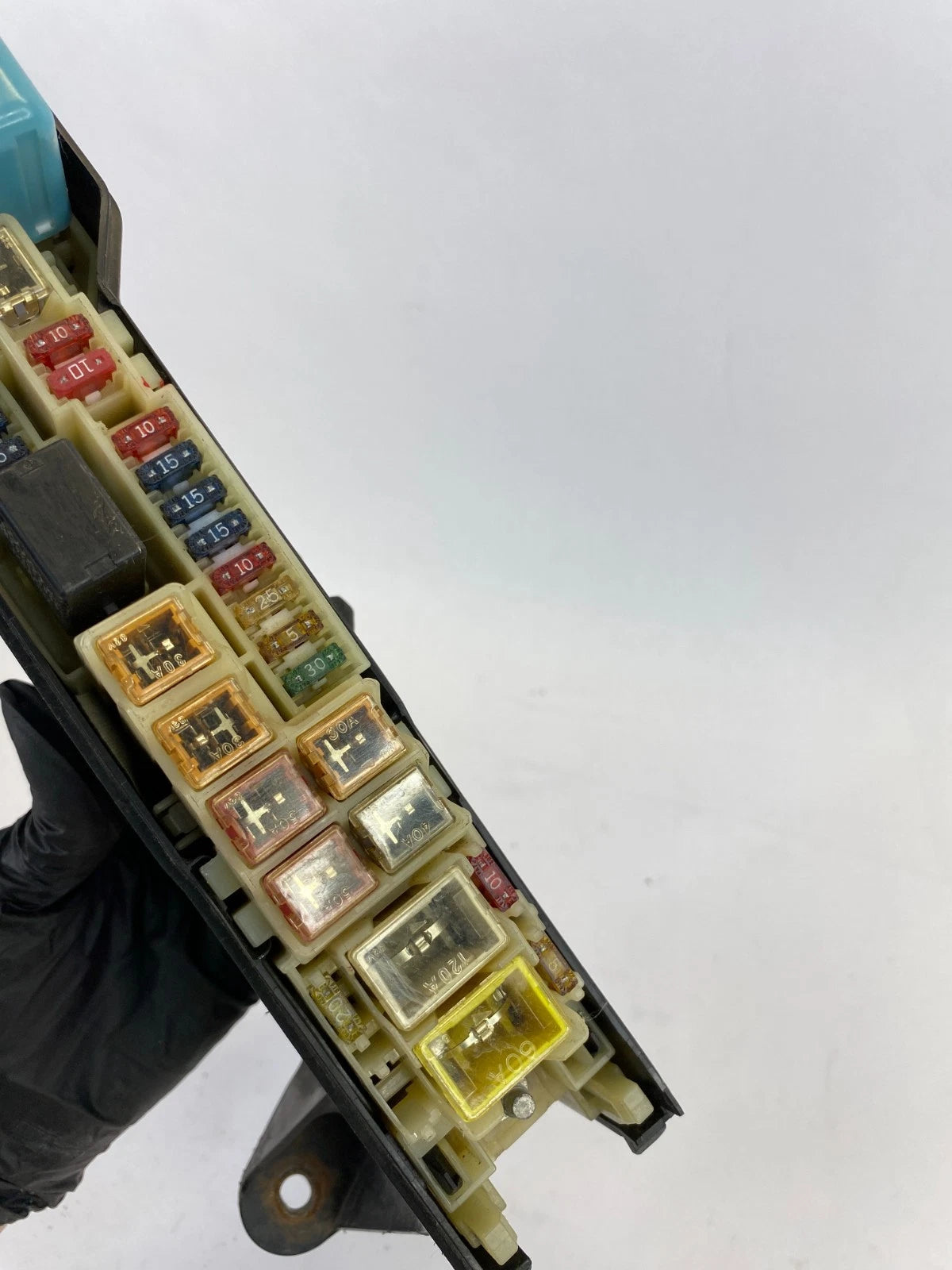 2001-2005 LEXUS GS300 3.0L A/T ENGINE FUSE BOX RELAY JUNCTION BLOCK