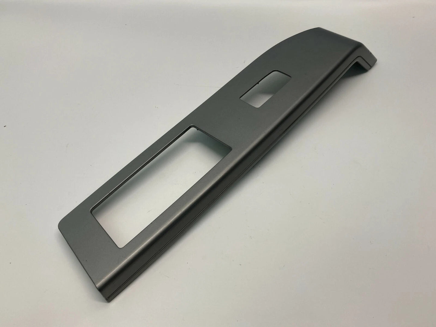 2007-2010 JEEP COMPASS REAR LEFT SIDE DOOR POWER WINDOW SWITCH TRIM BEZEL