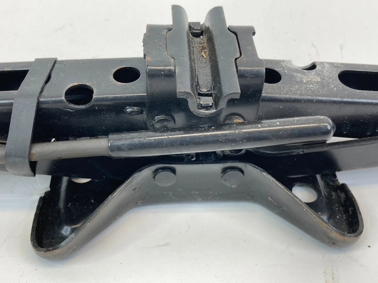 2002-2005 CHEVROLET MONTE CARLO EMERGENCY SPARE TIRE JACK & TOOL LUG WRENCH