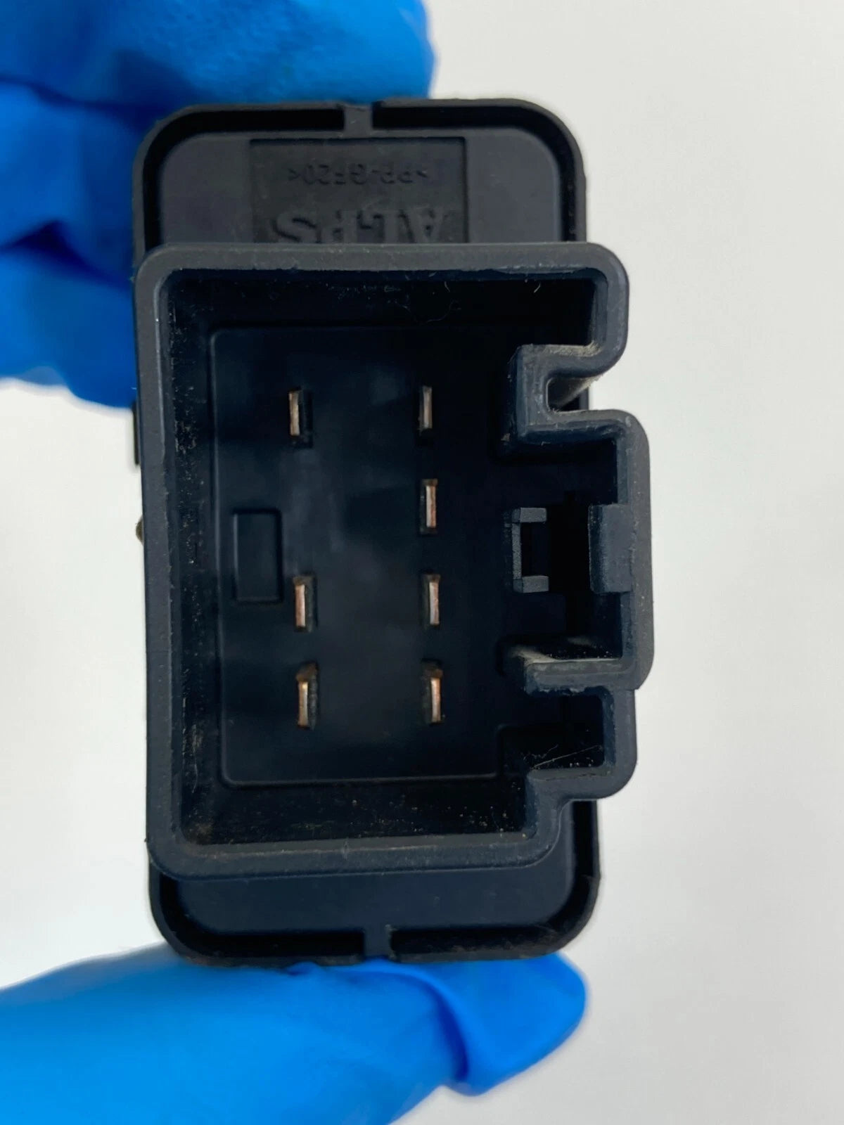 2000-2007 FORD TAURUS SEDAN FRONT RIGHT PASSENGER SIDE DOOR LOCK SWITCH OEM