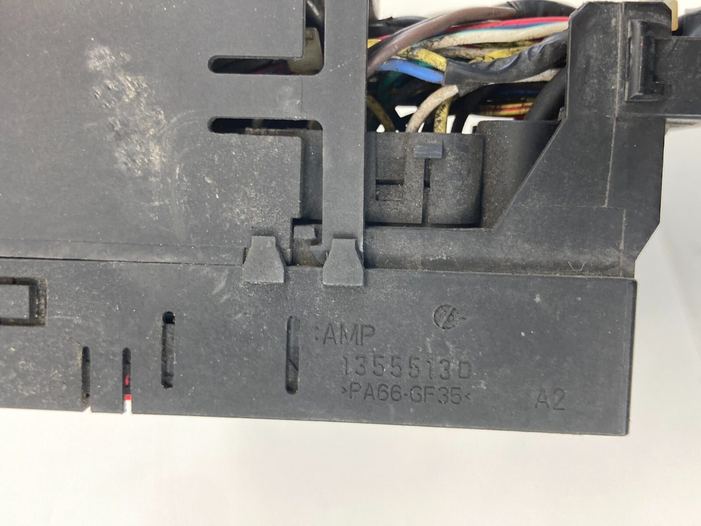 2002-2005 Jaguar S-Type 3.0L ABS Anti Lock Brake Pump Connector Plug Relay OEM