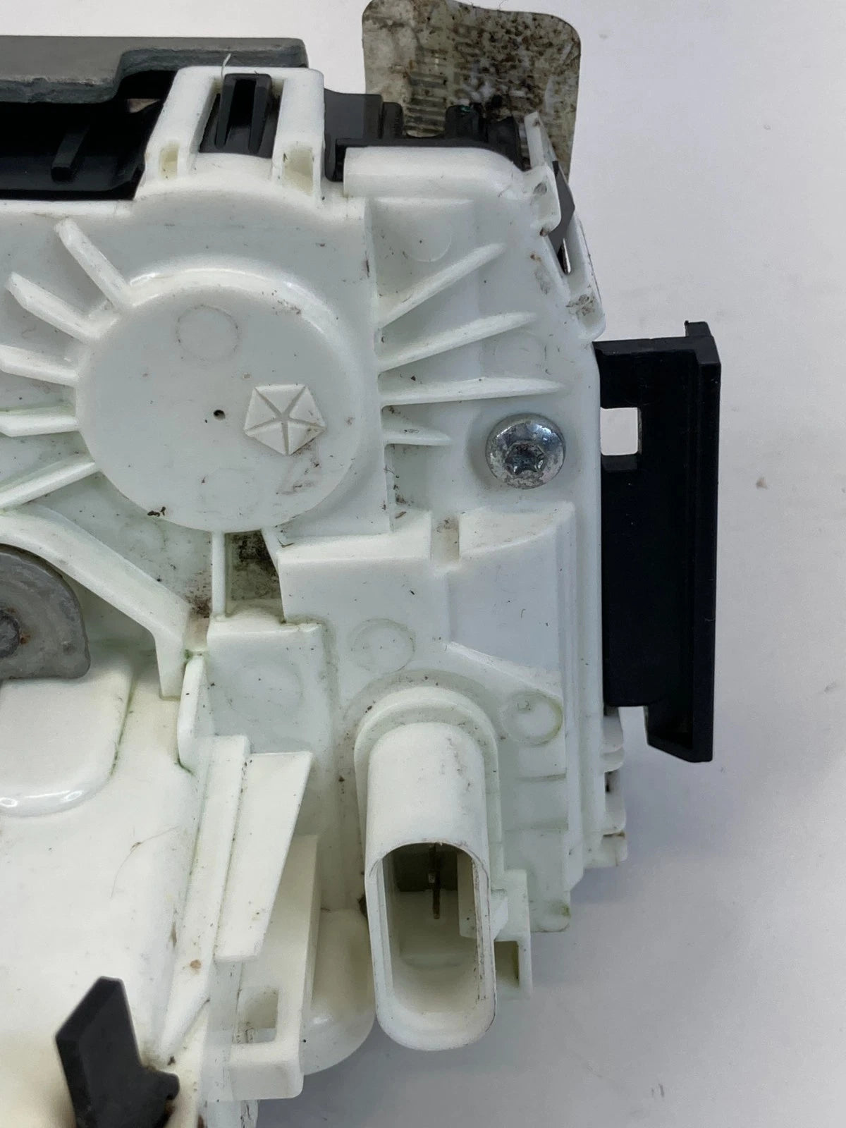 2011-2020 DODGE JOURNEY FRONT RIGHT DOOR LOCK LATCH RELEASE ACTUATOR 4589916AD