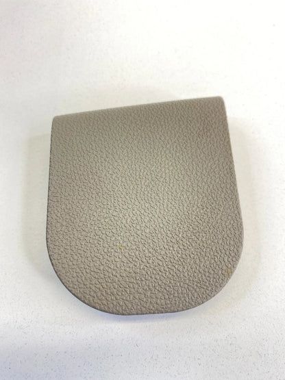 2003-2006 MERCEDES-BENZ E 500 FRONT RIGHT SEAT LOWER COVER TRIM A2119184836 OEM