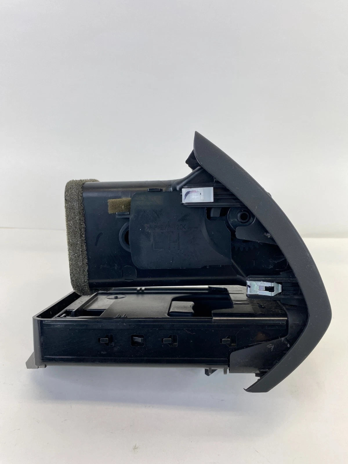 2007-2009 LEXUS RX350 DASH CUP HOLDER LEFT SIDE AIR VENT OUTLET DUCT 55620-0E010