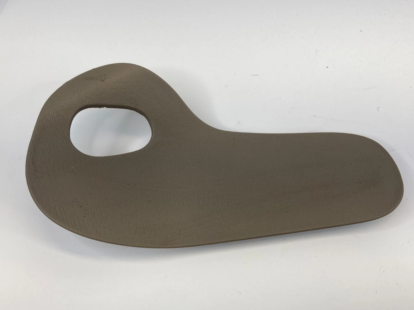 2001-2006 SILVERADO SIERRA FRONT RIGHT INTERIOR DOOR HANDLE COVER BEZEL 15043565