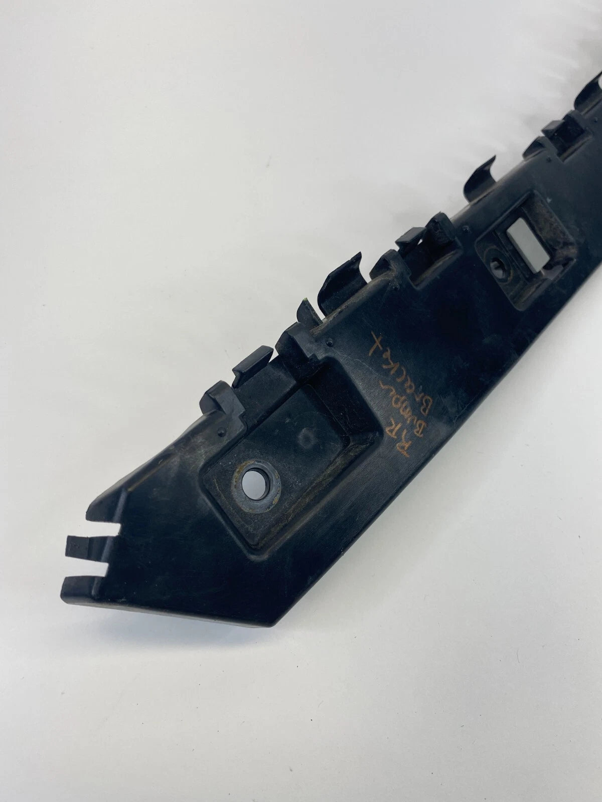 2013-2016 FORD ESCAPE REAR BUMPER RIGHT SIDE SUPPORT BRACKET CJ54-17E850-AD OEM