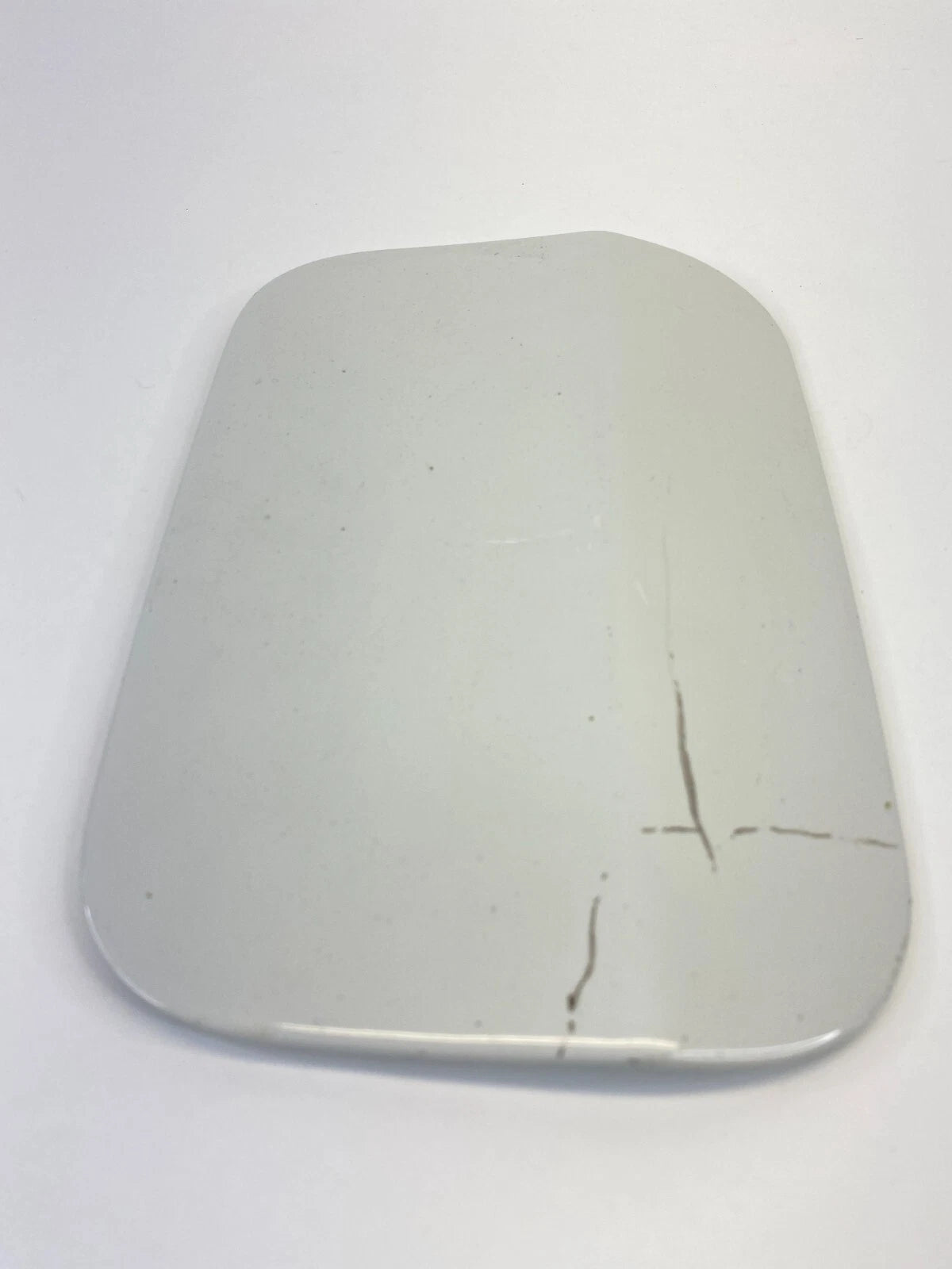 2004-2007 BMW 530i 525i SEDAN FUEL GAS TANK DOOR FILLER LID COVER WHITE OEM