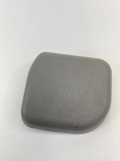 01 02 03 04 TOYOTA SEQUOIA FRONT TRACK END COVER TRIM PANEL 72137-0C120 OEM
