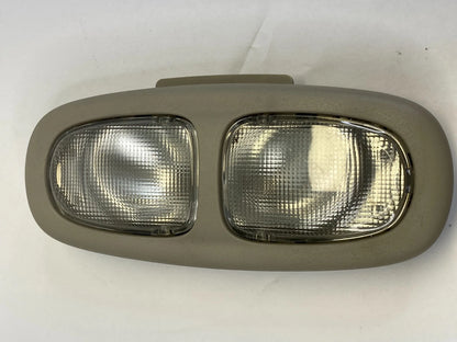 2005 2006 CHEVY TRAILBLAZER EXT CENTER ROOF DOME COURTESY LIGHT ASSY OEM