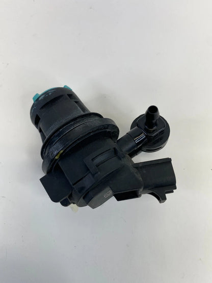 2014-2019 KIA SOUL WINDSHIELD WASHER OUTLET FLUID PUMP MOTOR ASSEMBLY OEM