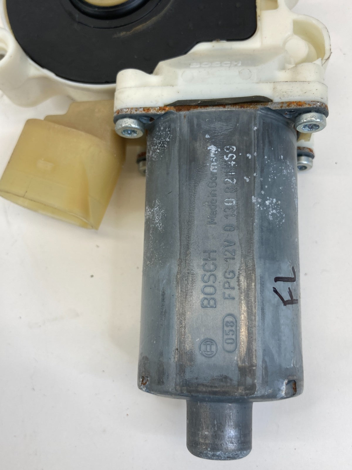 04 05 06 07 BMW 525i Front Left Driver Side Power Door Window Motor OEM