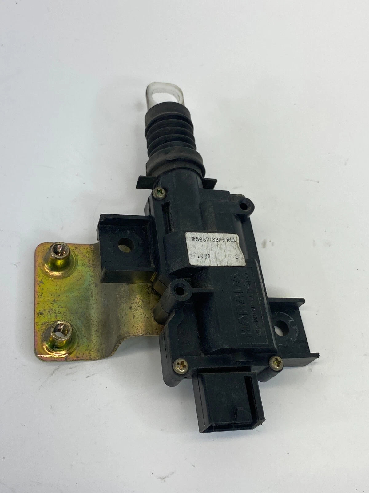 2001-2003 CHRYSLER PT CRUISER REAR LEFT DOOR LOCK MOTOR ACTUATOR 05027178AA OEM