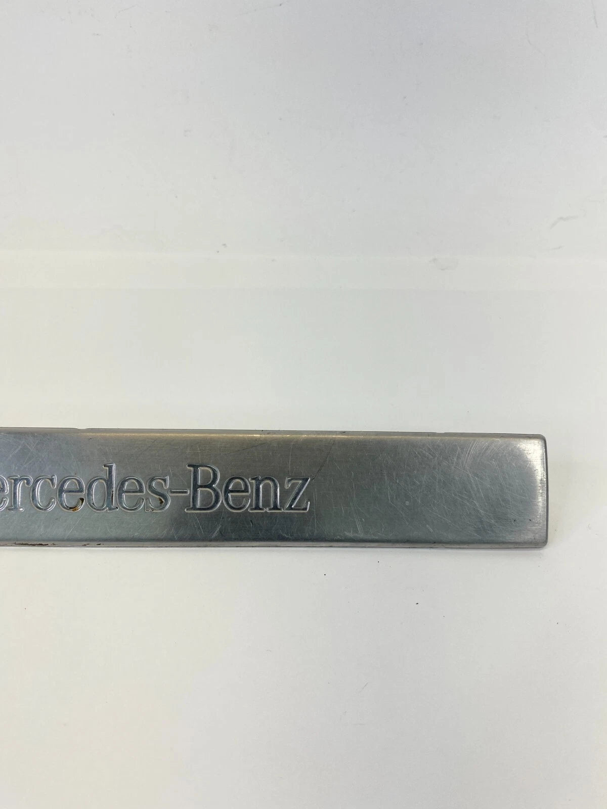 2002 2003 MERCEDES-BENZ ML320 REAR RIGHT SIDE DOOR SCUFF PLATE MOULDING OEM