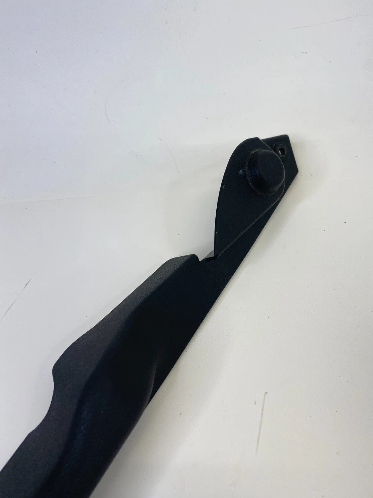 2011-2016 HYUNDAI ELANTRA LEFT SEAT TRACK RAIL FINISH COVER TRIM 88579-3X000 OEM