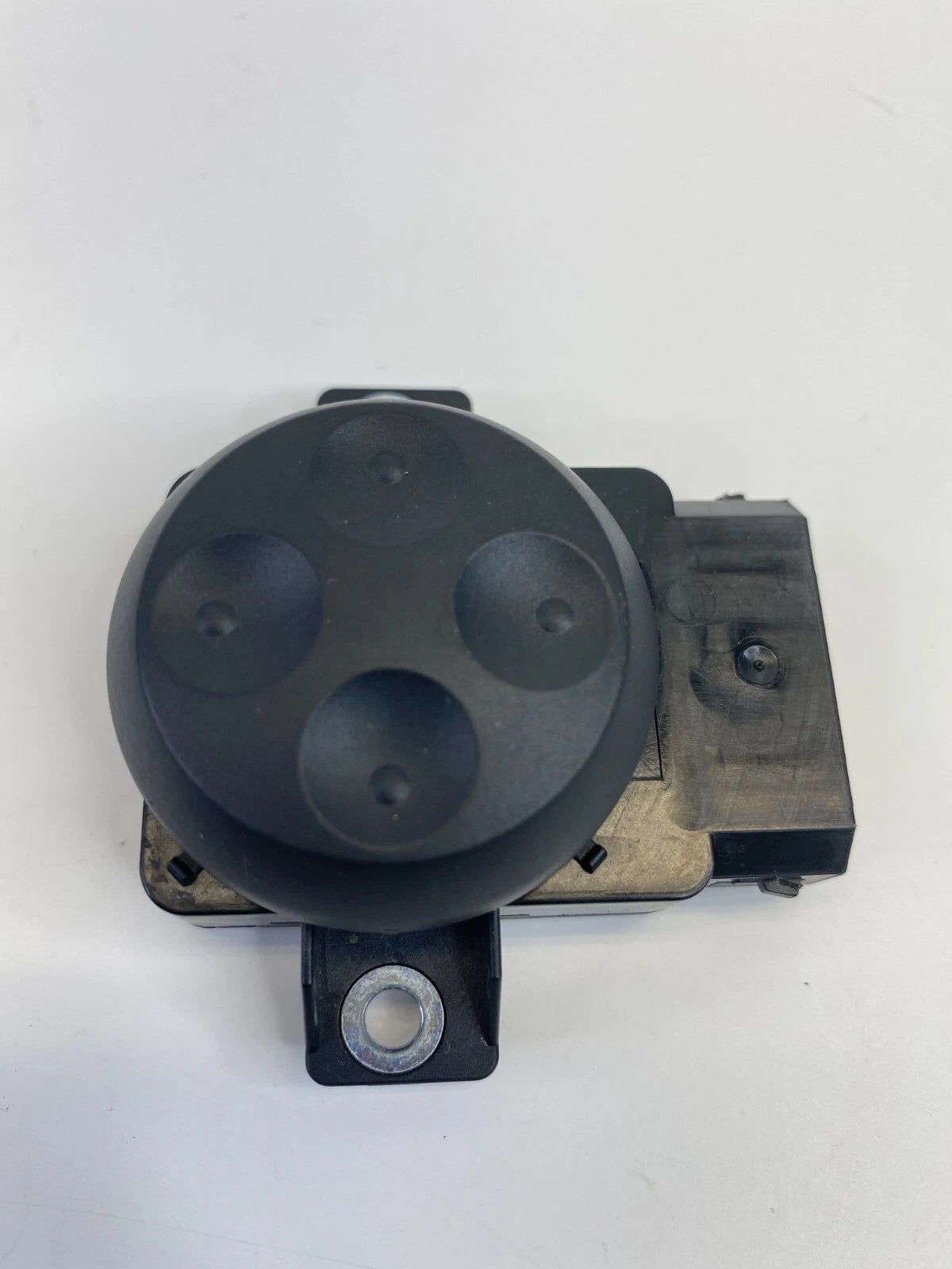 2009-2017 VOLKSWAGEN CC FRONT RIGHT SIDE SEAT LUMBAR CONTROL SWITCH 8E0959777B