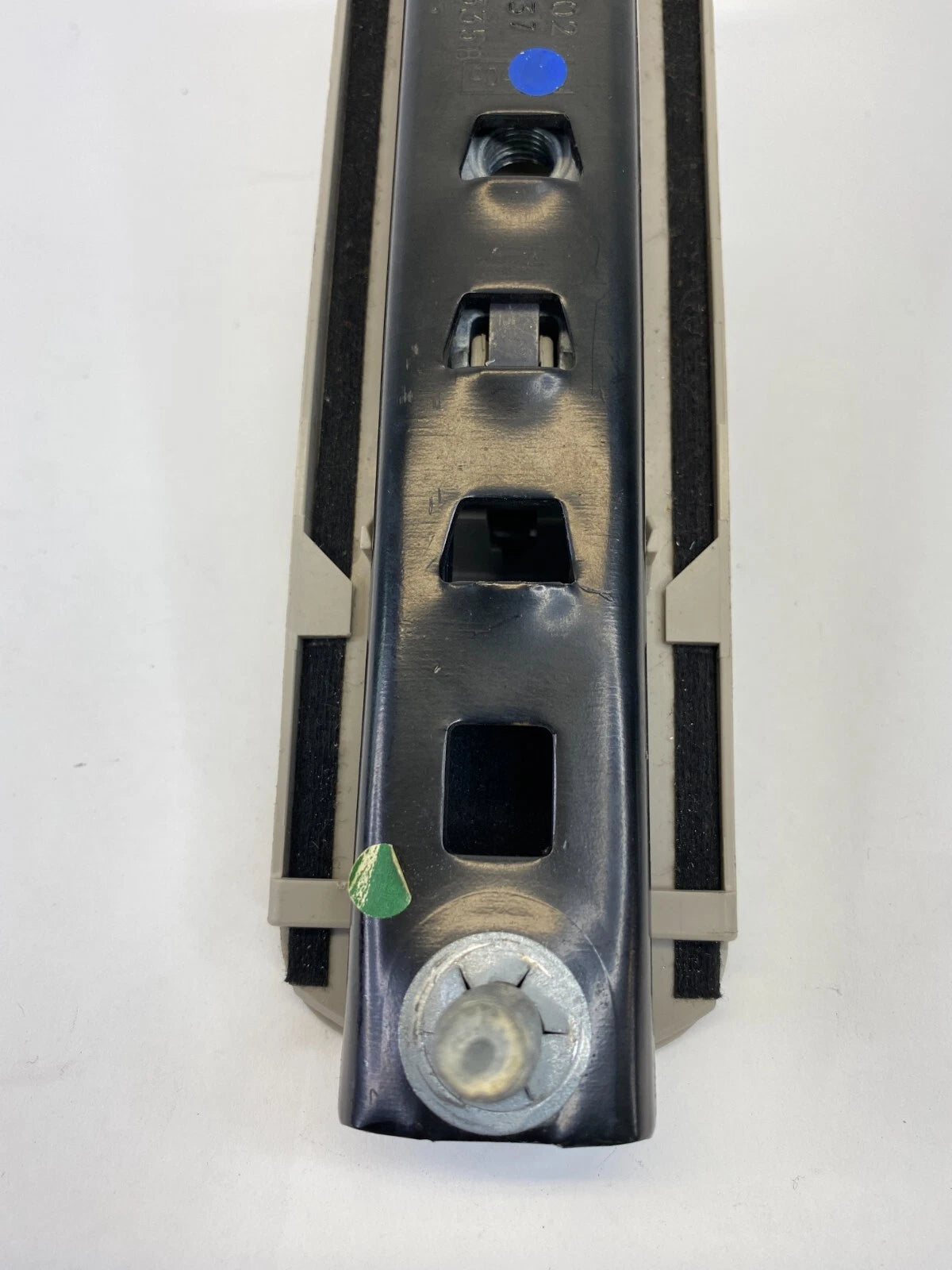 2014-2019 FORD FIESTA FRONT LEFT SEAT BELT HEIGHT ADJUSTER ASSEMBLY 34062335 OEM