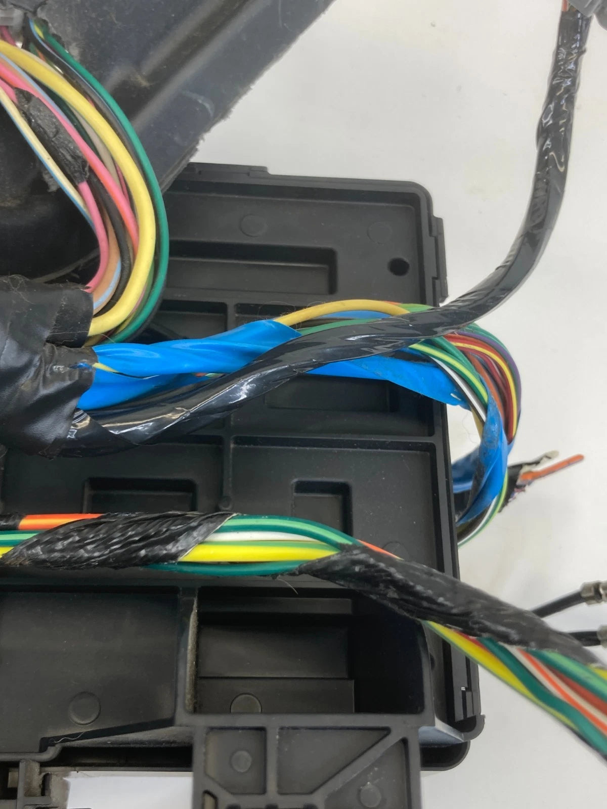 07 08 FORD F-150 INTERIOR FUSE BOX RELAY POWER JUNCTION BLOCK 7L3T-14A067-AA OEM