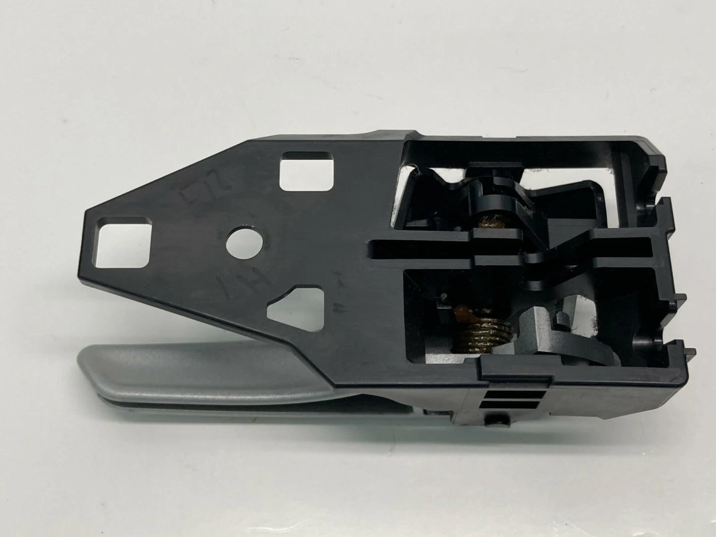 2010 2011 10 11 TOYOTA PRIUS FRONT LEFT DRIVER SIDE INTERIOR DOOR HANDLE OEM