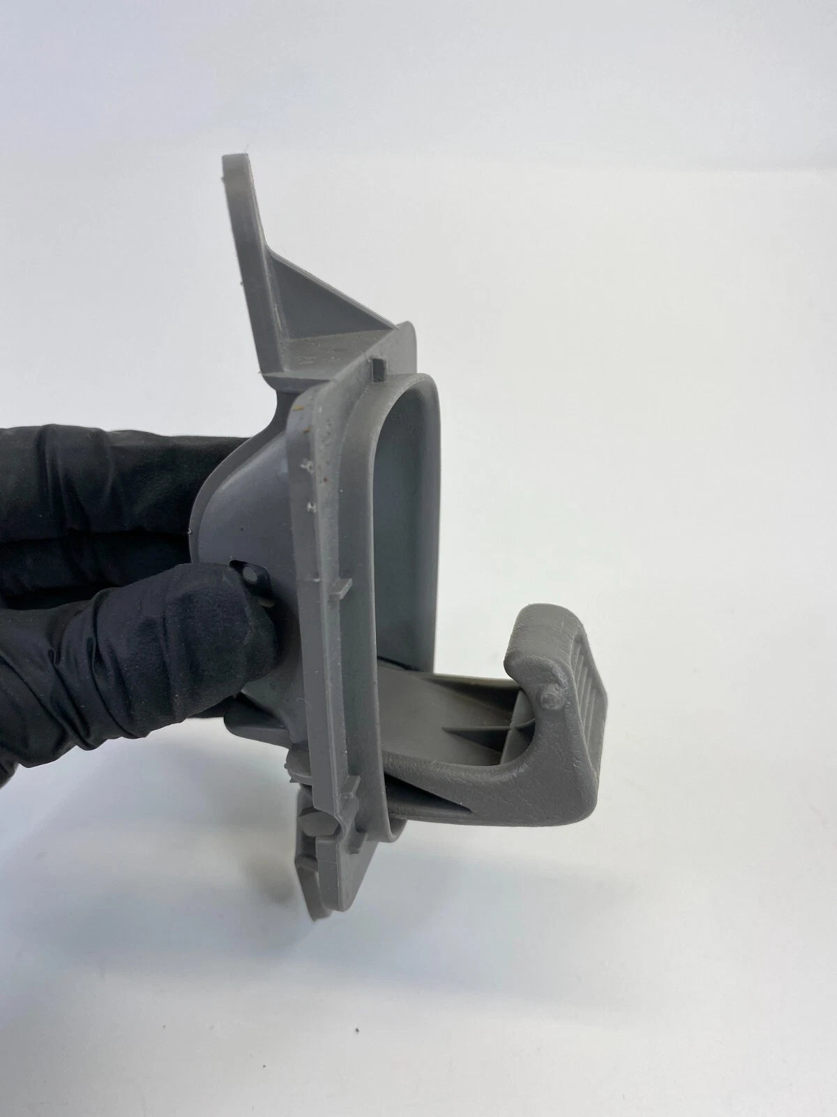 2004-2010 TOYOTA SIENNA DASH LOWER TRIM PANEL COVER PLATE HOOK 55479-AE010 OEM