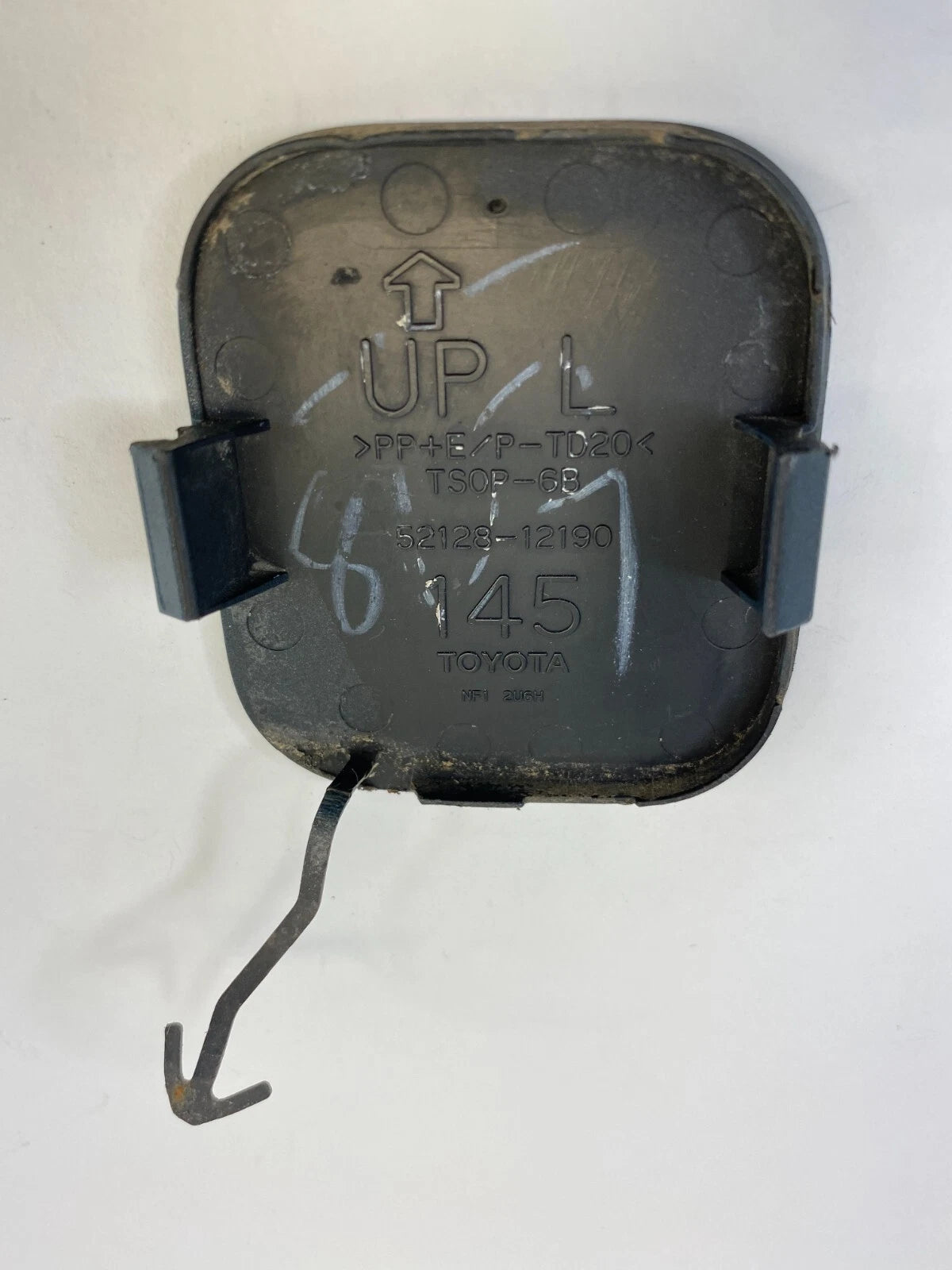 2008-2010 SCION XB LEFT BUMPER TOW HOOK EYE CAP ACCESS COVER TRIM 52128-12190